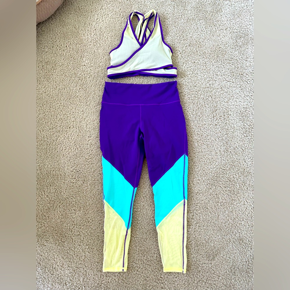Fabletics Workout Set Multi-Color